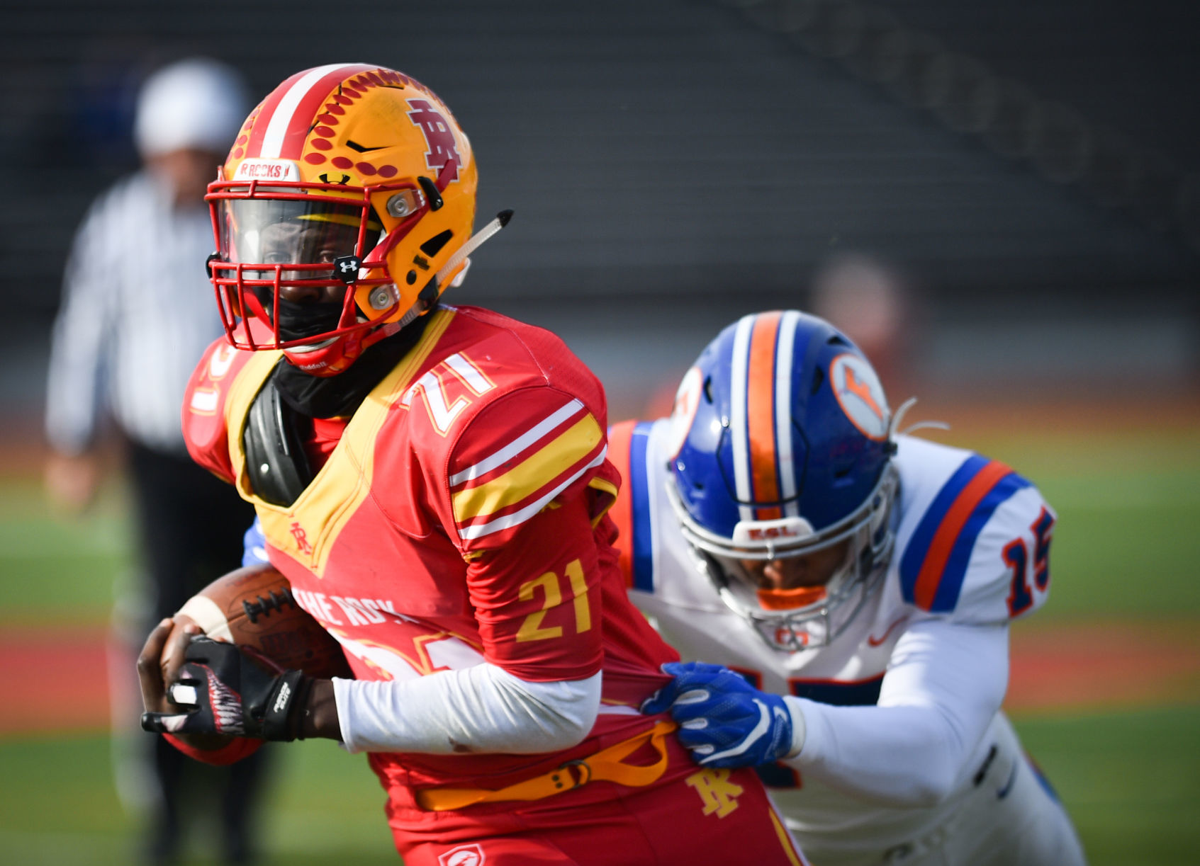 110919-mda-spt-rocky-football-039a.jpg